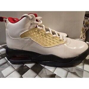 Nike Jordan Maxin 200 White Basketball Shoes Sneakers Size 6.5